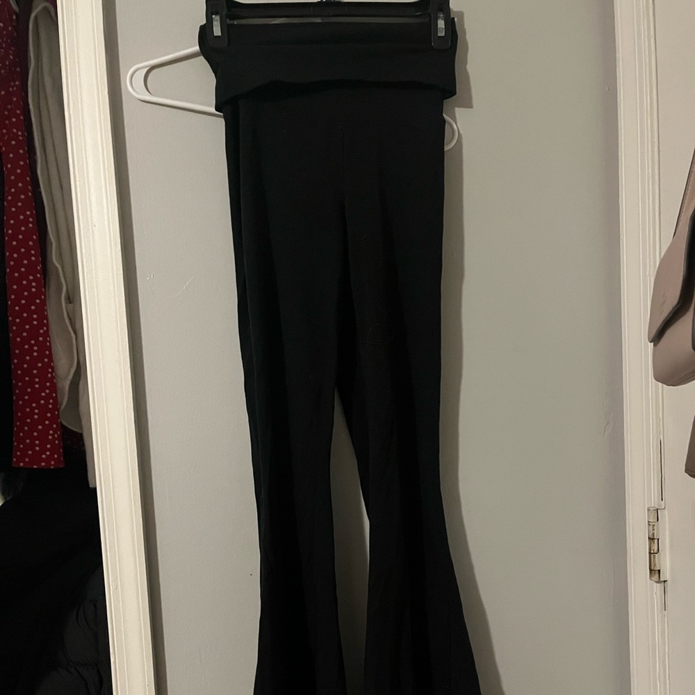 Black aerie flare leggings